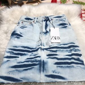 New mini skirt in tie-dye